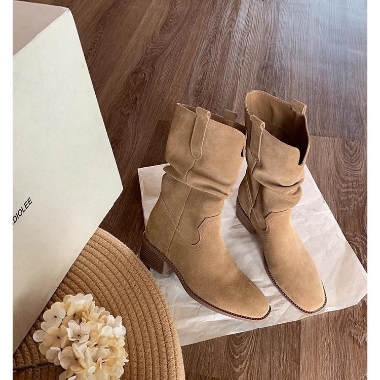 葡萄妈同款 增高8cm~圆头V口粗跟厚底显瘦大筒围堆堆靴真皮女短靴|undefined