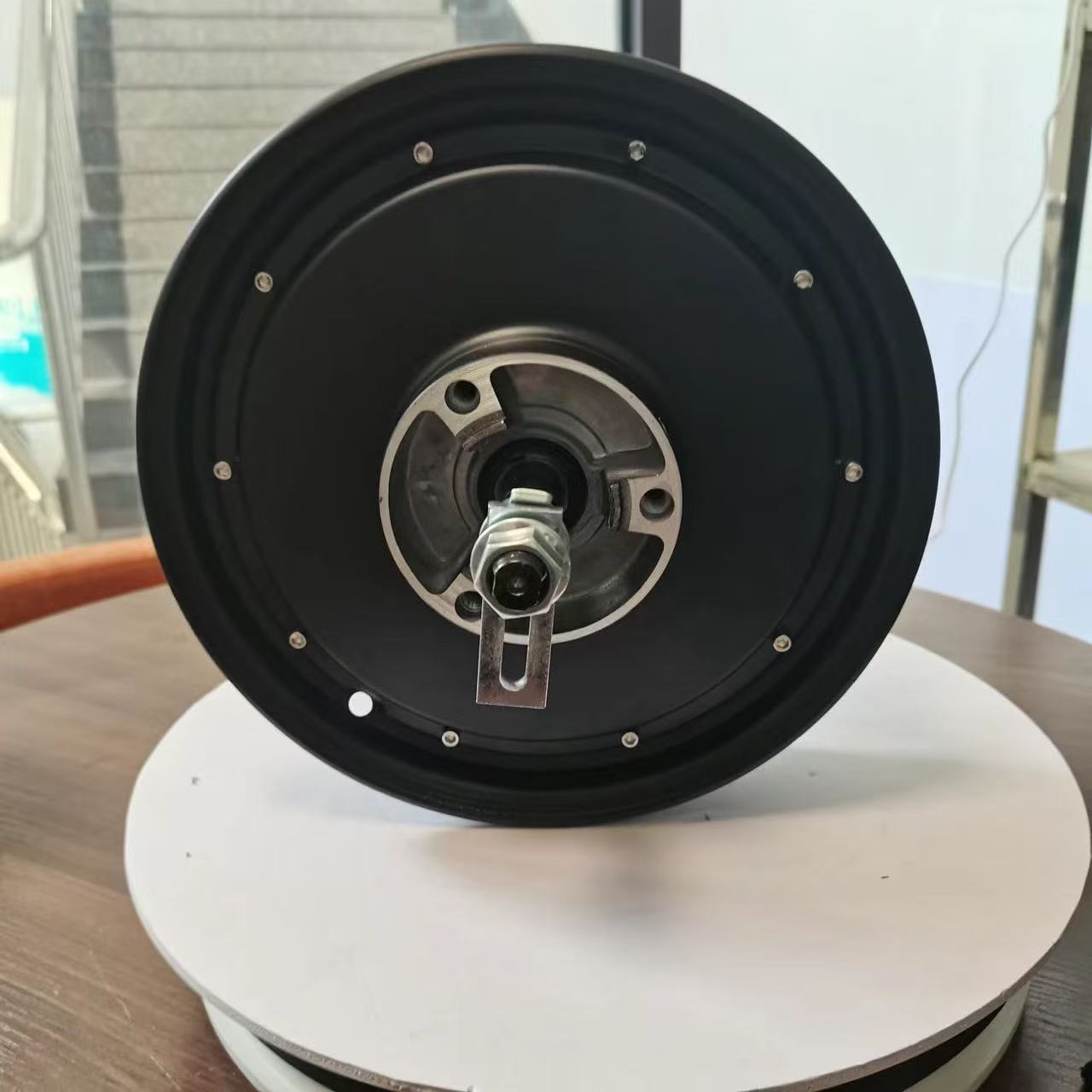 Nuevo motor eléctrico estándar nacional de 10 pulgadas motor eléctrico de dos ruedas 800W - 2000W para disfrutar de una venta directa de fábrica