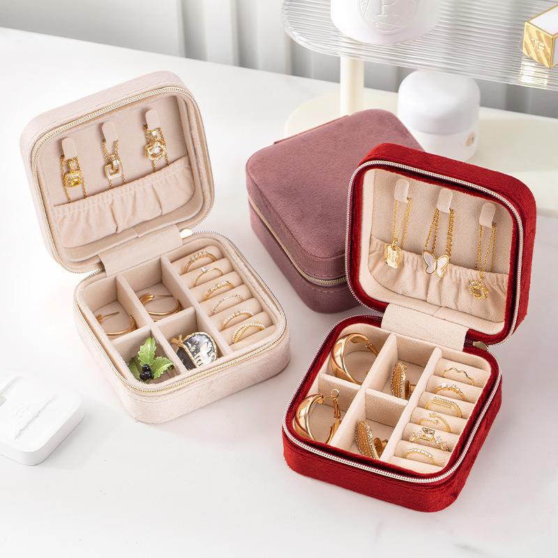 Caja de joyería de terciopelo del fabricante original, caja de almacenamiento de joyería de estilo europeo y americano, de una sola capa, portátil, de viaje, de alta gama.