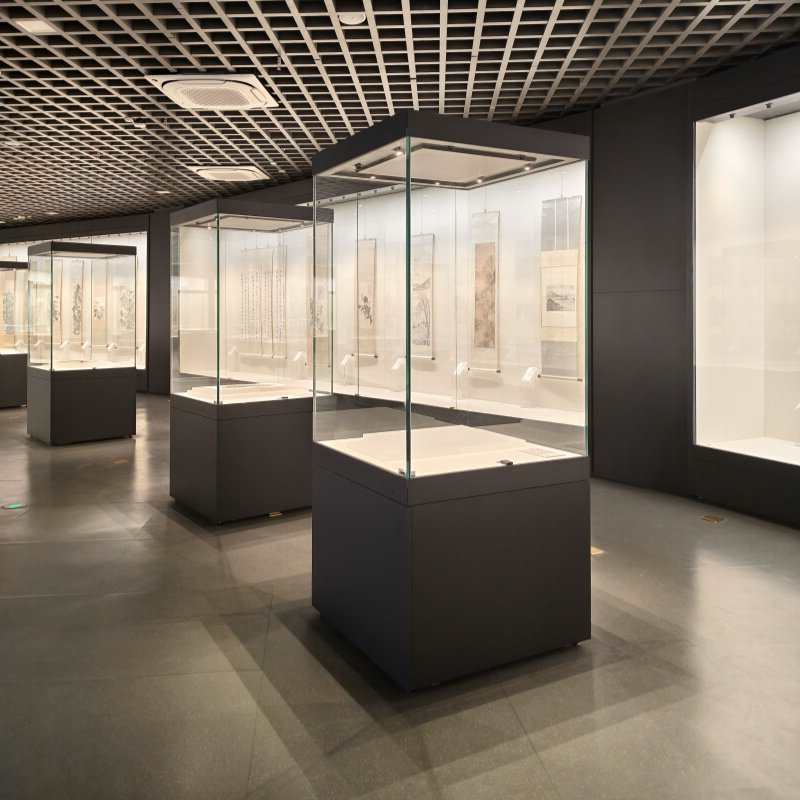Museum Artifact Exhibition Display Cabinets, Cultural Memorial Hall Counters, School History Art Museum Customization Consultation for Clients