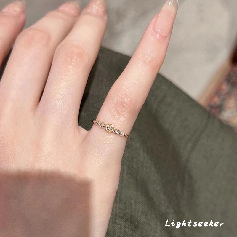 Second-Hand Diamond Flower Ring for Women, Light Luxury, High-End, Super Flash, Thin Circle Tail Ring, Retro Index Finger Ring, Summer Second-Hand Diamond Flower Ring for Women, Light Luxury, High-End, Super Flash, Thin Circle Tail Ring, Retro Index Finger Ring, Summer