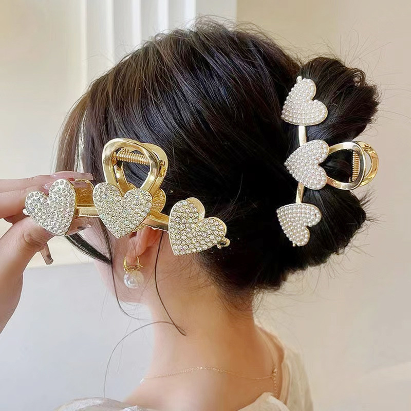 43g Weight Hair Claws Hair Accessories Type 1 Piece Quantity Daily Occasion Alloy Material Heart Shape Pattern Women's Gender Sweet Style Women's Sweet Heart Shape Alloy Hair Claws 2