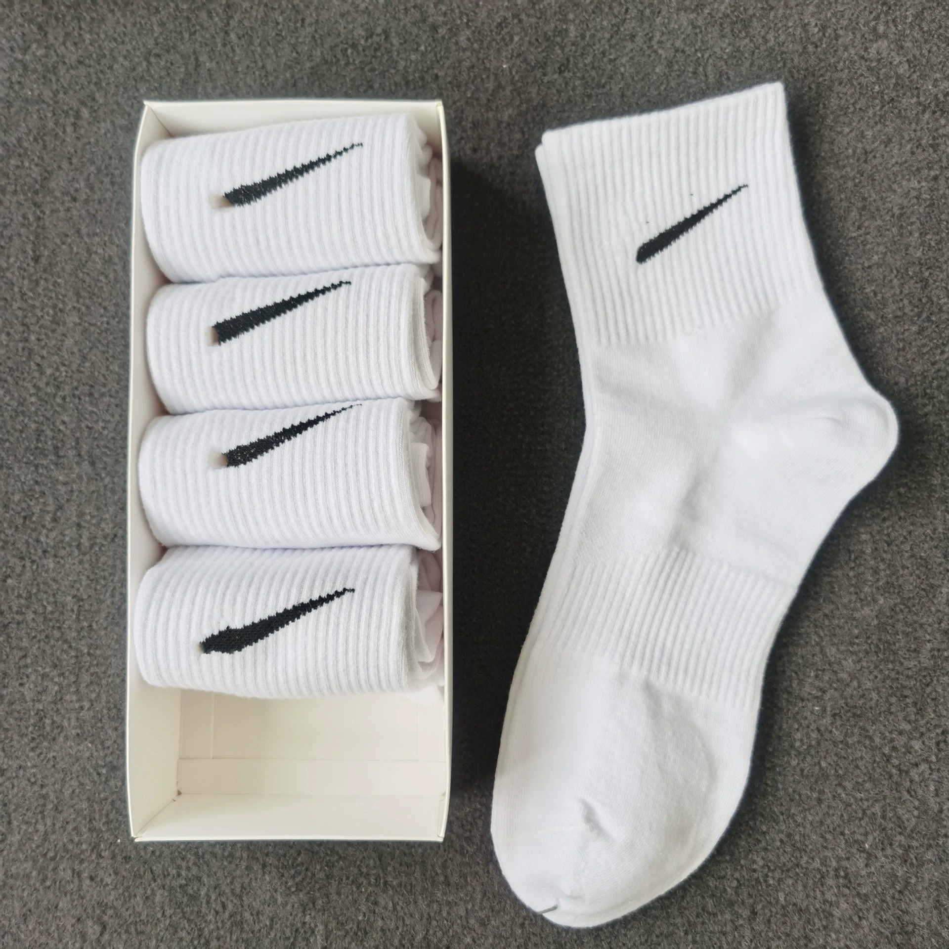 Гольфы (knee socks) Nike средней длины унисекс, смесовый/чесаный хлопок, дышащие, размеры 36–44
