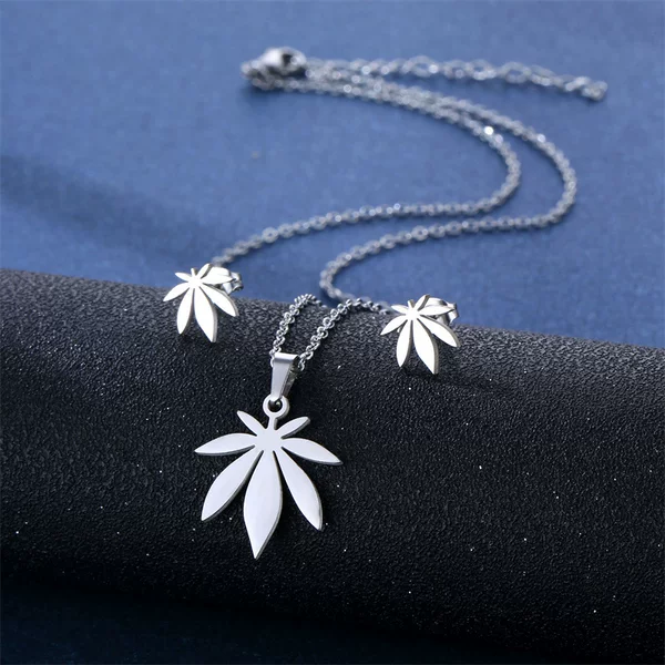 European and American foreign trade jewelry stainless steel leaves short necklace earring set cross-border Mexico clavicle chain neck chain