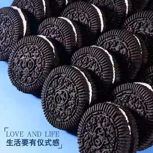 Strawberry Filled Cookies Chocolate Flavor Full Carton Breakfast Round Cakes Bulk Snacks Drop Ship Filled Dark Cookies