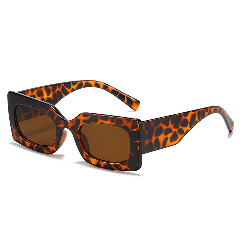 2022 gafas de sol cuadradas jelly color gafas de moda Marco europeo y americano Internet celebridad ins gafas de sol mujer Amazon caliente