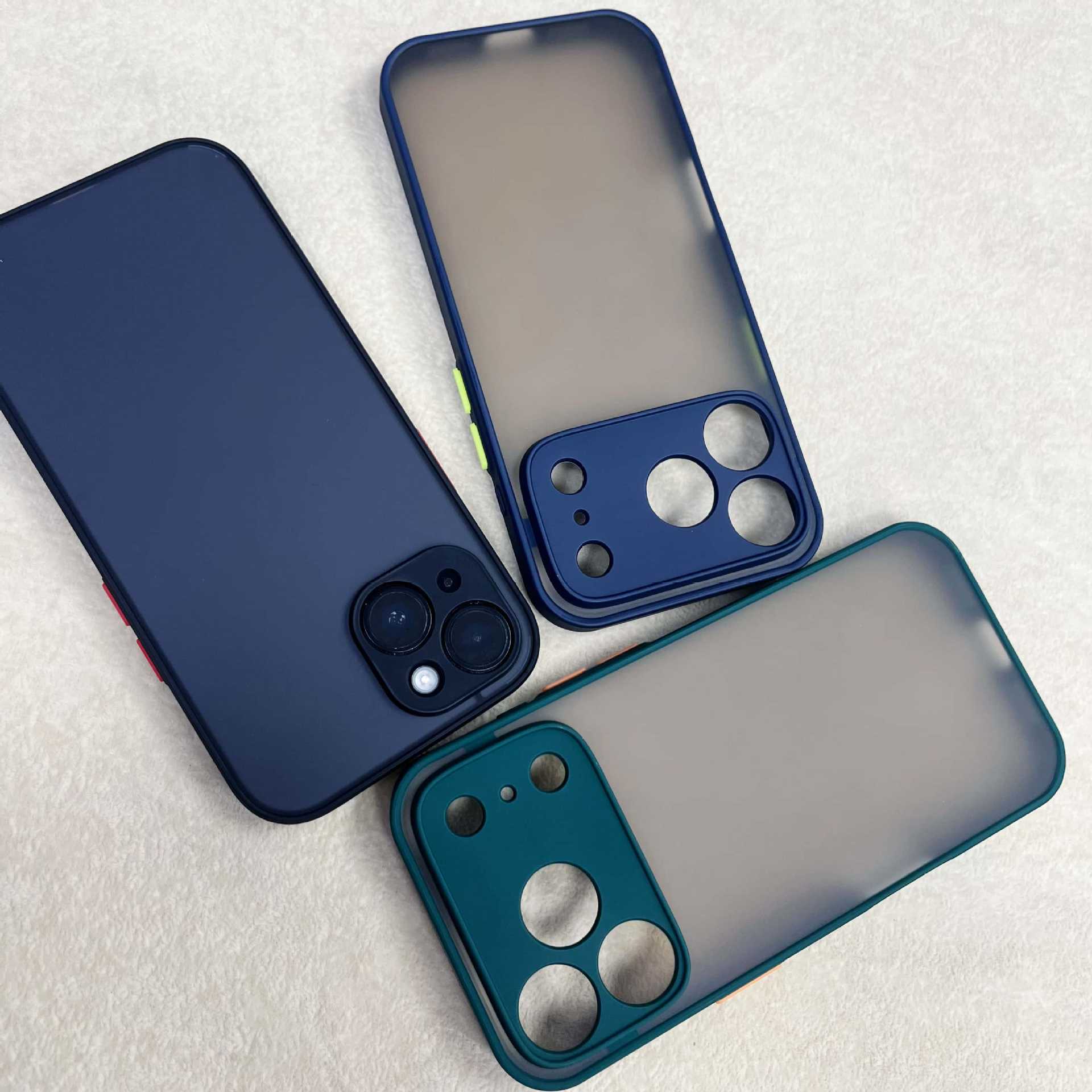 适用苹果18手机壳16魅影15磨砂14高颜值13新款iPhone17保护套批发