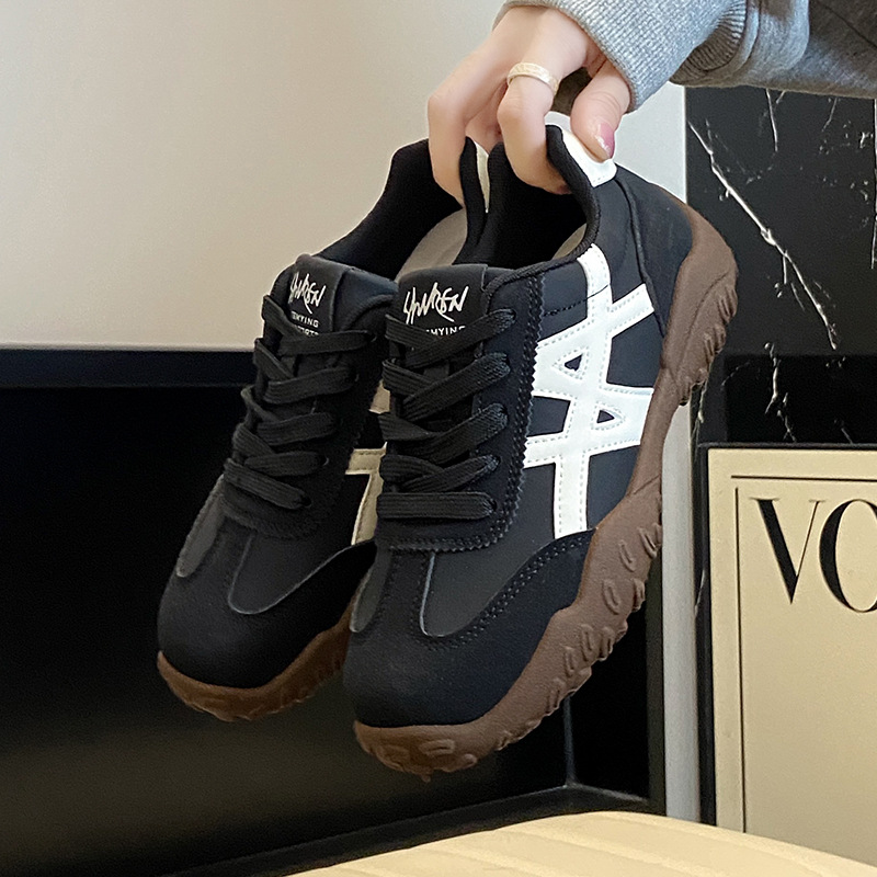 Ins coreano casual zapatos deportivos para mujeres 2025 otoño nuevos estudiantes corren correa zapatos blancos callejeros