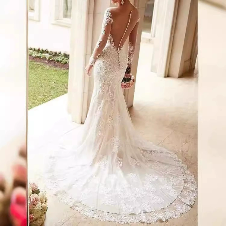 Фата для невесты с длинными рукавами, стрижка типа "fish tail", круглый воротник, открытая спина, облегающий