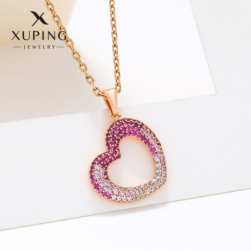 Xuping bronce de diamante collar de diamante colgante de corazón de alto nivel nicho de lujo ligero colgante de amor mayorista mujeres