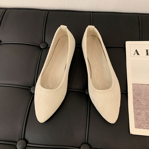 Flat sole women's shoes 2025 35-43 large size pointed head women's shoes shallow mouth square head soft face versatile lazy shoes