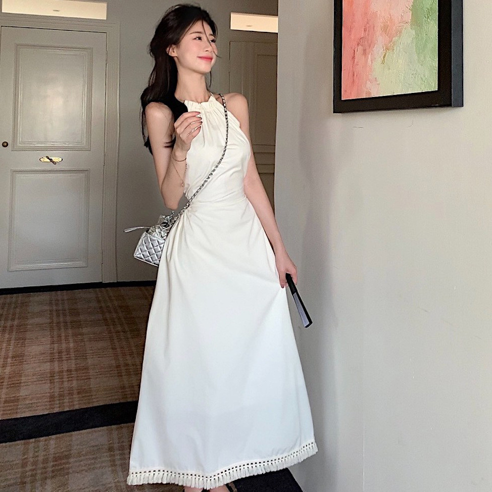 여성을위한 프랑스 스타일 백 할로우 홀터넥 서스펜더 드레스 여름 허리 해변 휴가 스타일 민소매 비치 드레스