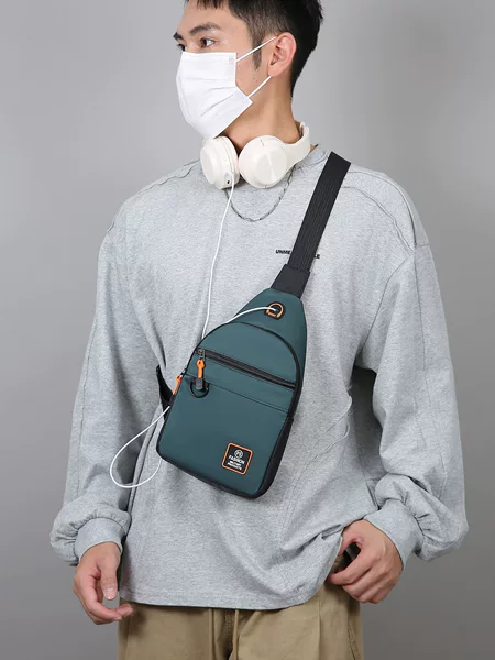 Chest Bag Men's Crossbody Bag Large Capacity Outdoor Leisure Shoulder Bag Sports Portable Chest Backpack Business Wallet