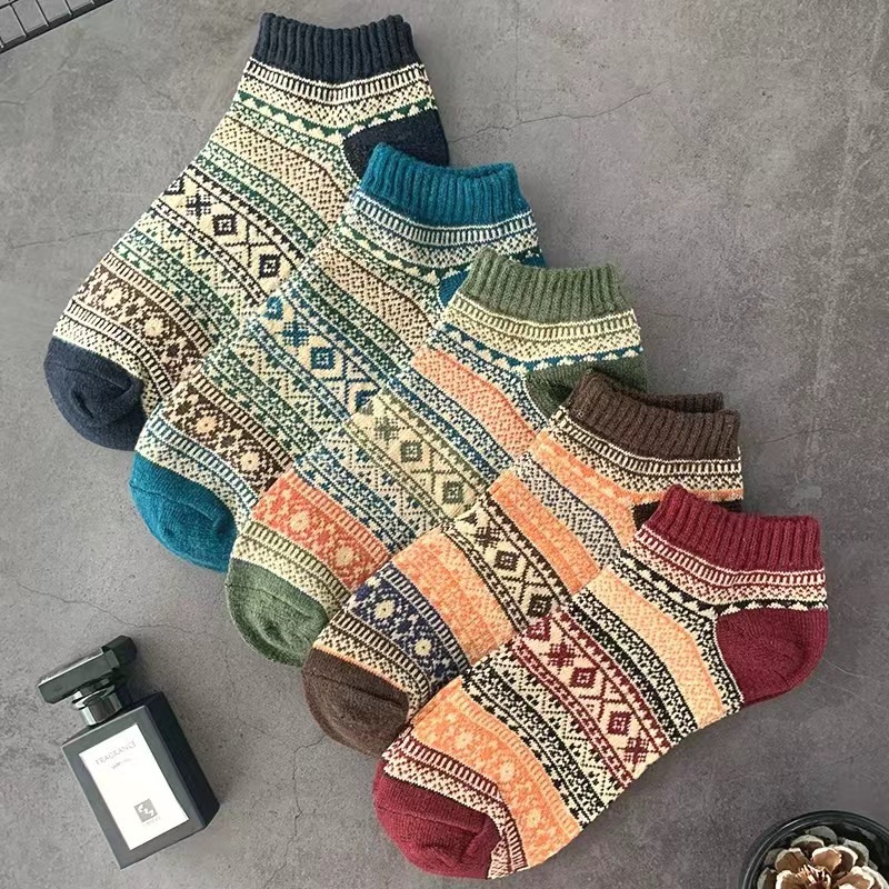 Men's Thick Retro-Style Ankle Socks, Sweat-Absorbent, Odor-Resistant, All-Season Ethnic Style Low-Rise Short Socks