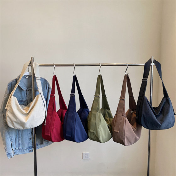 Large Capacity Canvas Messenger Bag Women's 2025 New Women's Tote Dumpling Bag Commuter Cloth Bag Shoulder Bag Men's Backpack