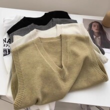 日系森女叠搭v领针织马甲女层次感搭配简约软糯无袖针织衫马夹女