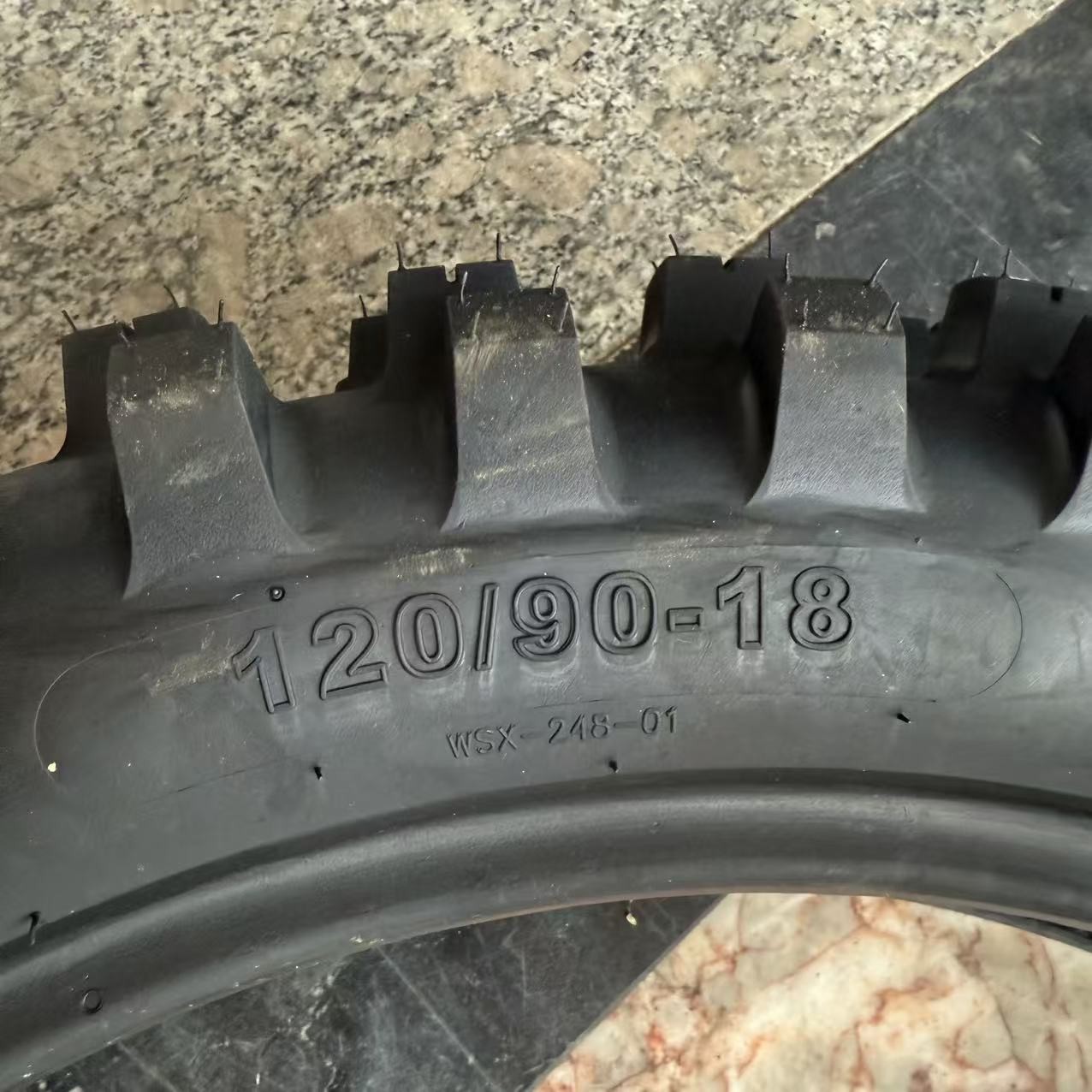Factory direct delivery: Off-road motorcycle tire 120/90-18, mountain tread, deep tread outer tire