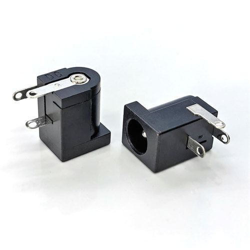 DC socket DC-005 horizontal 5.5*2.1mm pin 2.0/2.5 female receptacle three-prong power strip DC-005 power outlet