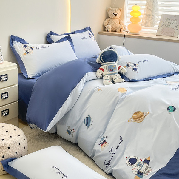 Cotton astronaut for boys