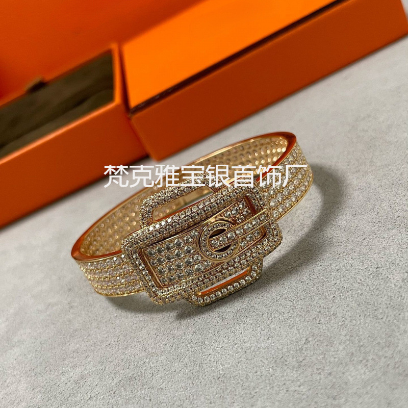 H brand high-end craftsmanship leather belt with diamond-studded buckle, women's bracelet, high-quality zircon bracelet, European and American fashion style H brand high-end craftsmanship leather belt with diamond-studded buckle, women's bracelet, high-quality zircon bracelet, European and American fashion style