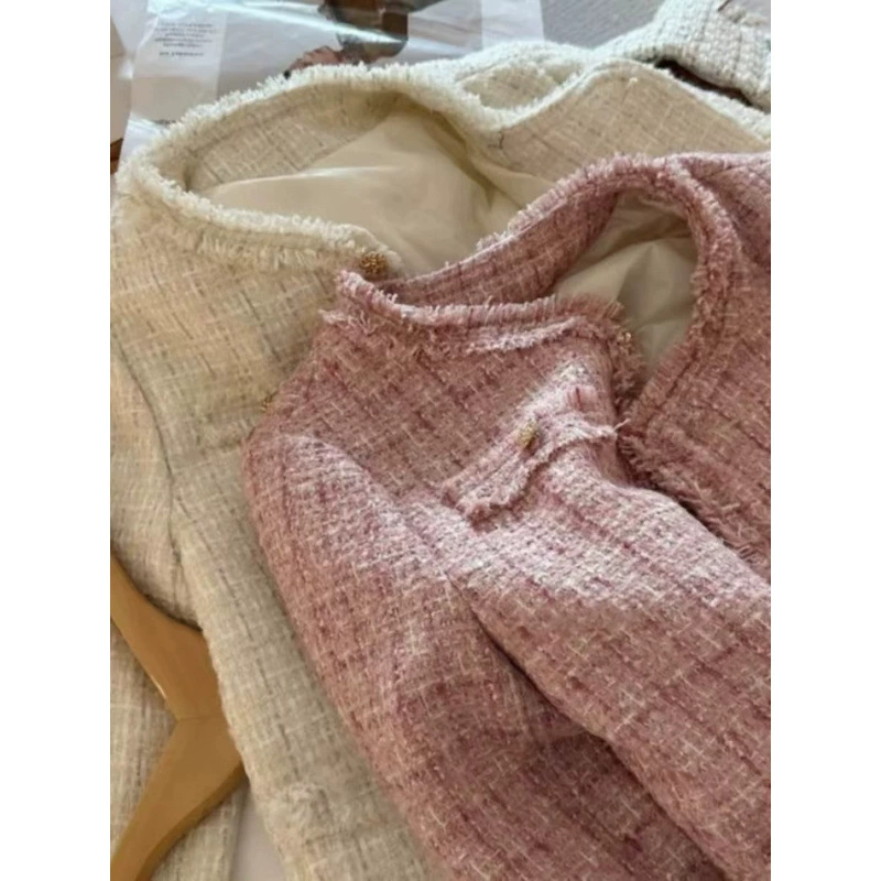 Деми-сезонная короткая куртка с пухом, стиль Chanel, французский стиль