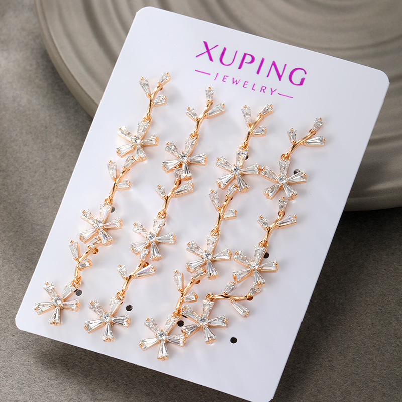 Joyería Xuping flores de plantas aretes de flores coreanos de alta calidad temperamento simple diseño de pernos de orejas para mujeres