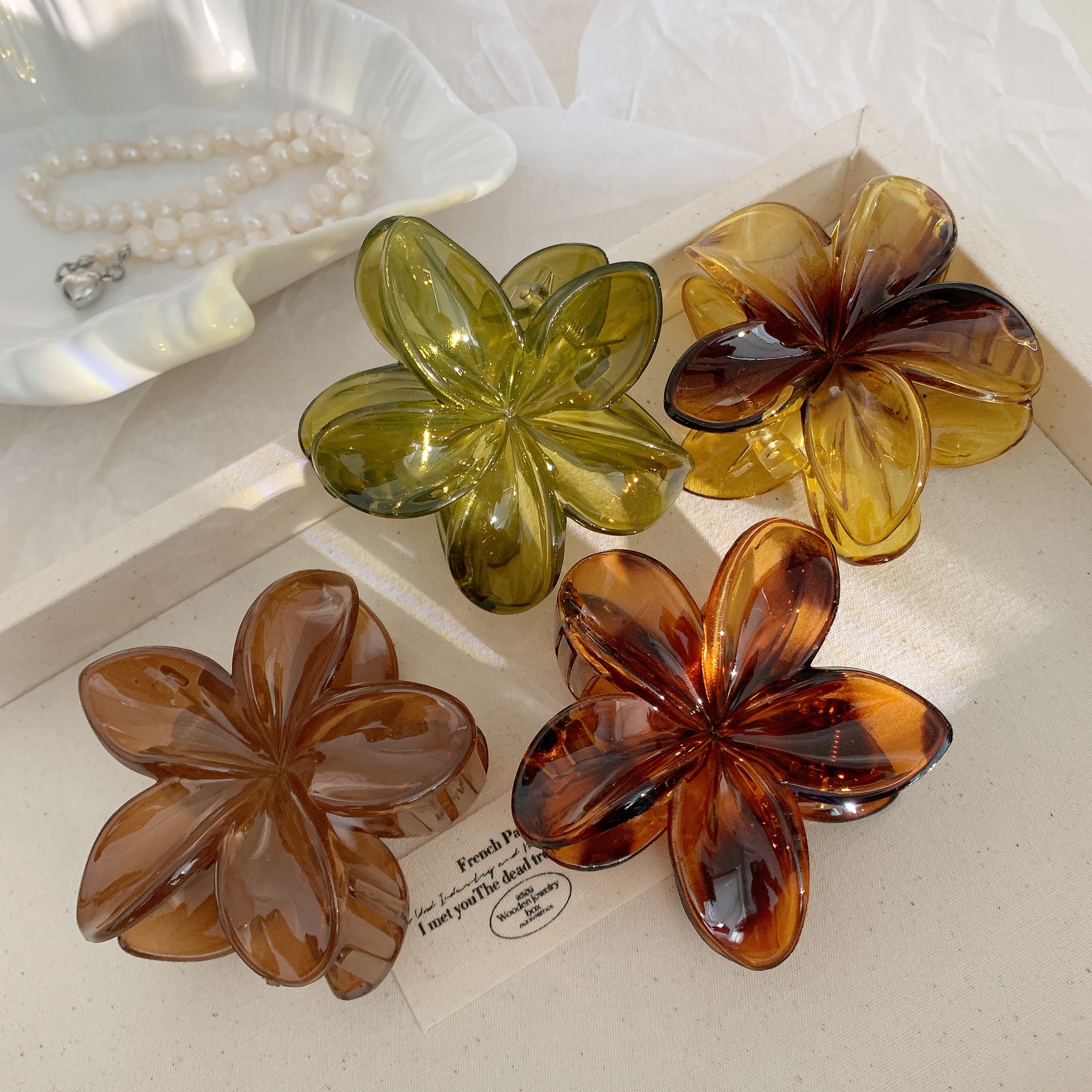 All Seasons, Summer Season Women's Gender Retro Simple Style Women's Flower Fish Shark PS Hair Clip Hair Claws