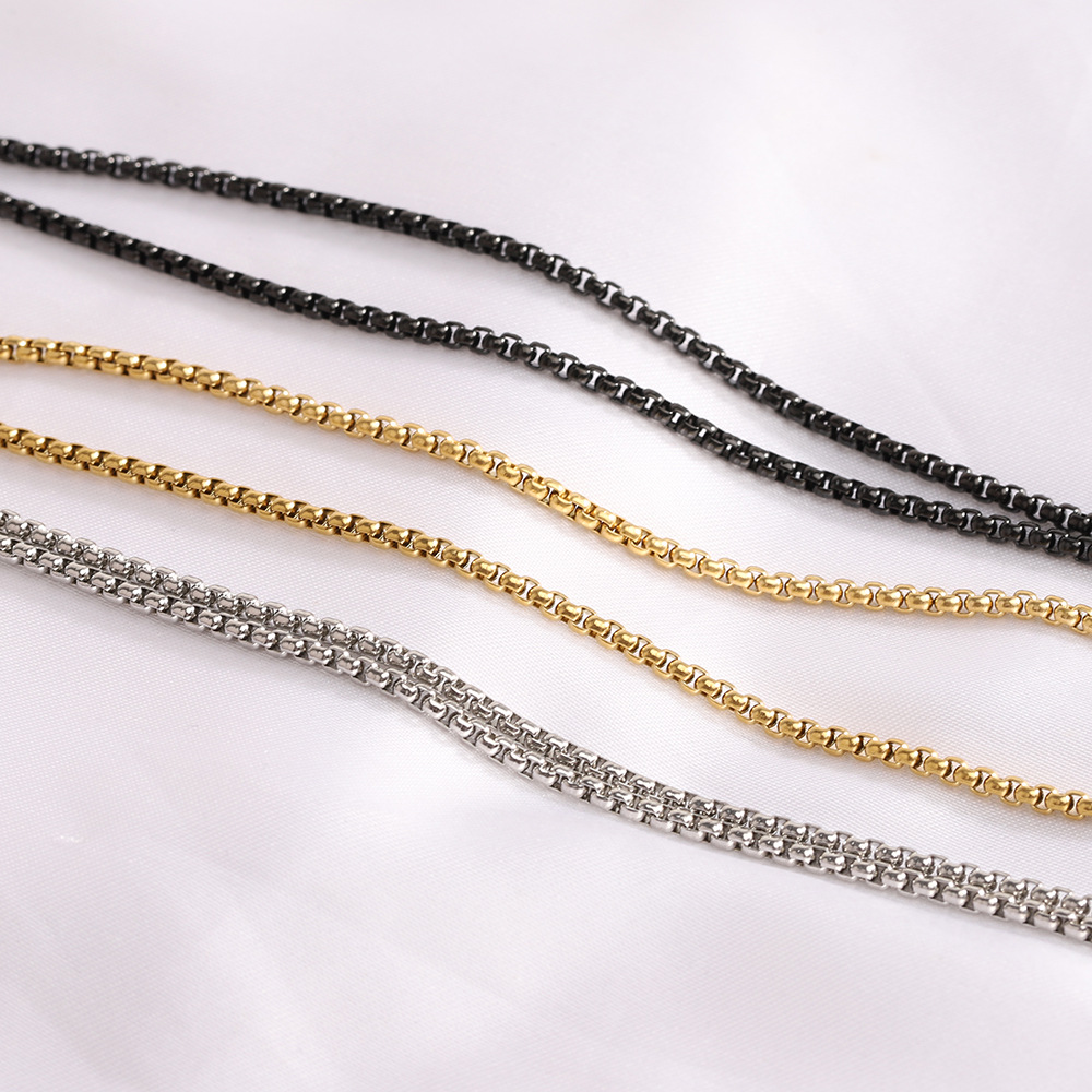 Cross Pendant Necklace