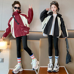 韓国版子供服 2025 女の子ジャケット春と秋の新しいフード付きアウトドア服子供のファッショナブルなウインドブレーカージャケット