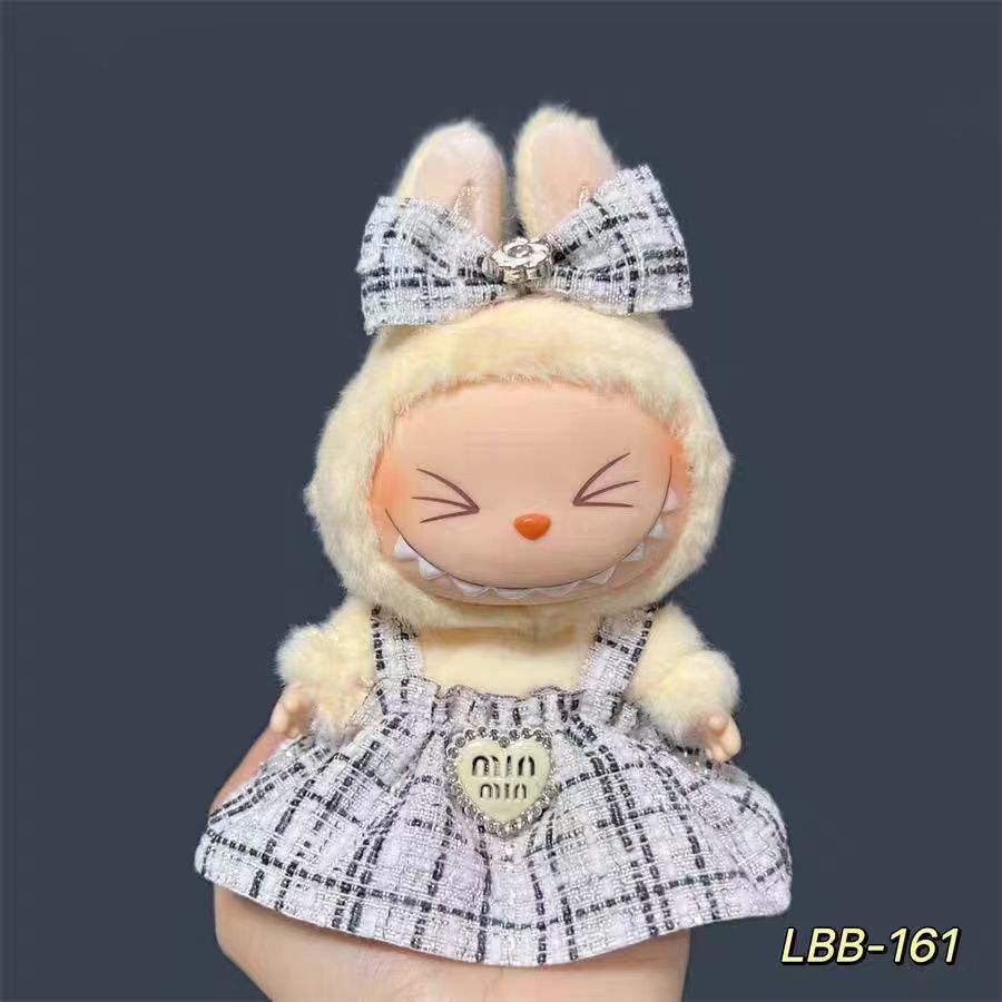 17 cm LABUBU una y dos generaciones de muñecas de polilla universal caja ciega fiesta pequeña falda de viento serie de accesorios de ropa de bebé