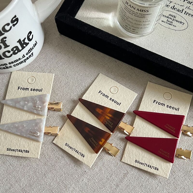2025 New Korean Acetate Triangular Edge Hairpin Forehead Bangs Retro Hairpin Seamless Bangs Clip 2025 New Korean Acetate Triangular Edge Hairpin Forehead Bangs Retro Hairpin Seamless Bangs Clip