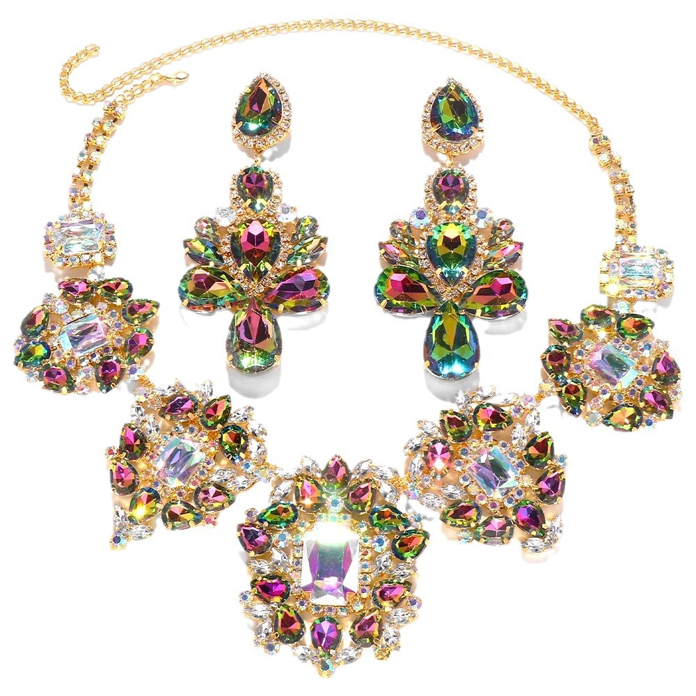 Venta caliente transfronteriza exagerada joyería traje rhinestone collar flash pendientes vestido accesorios conjunto de joyas