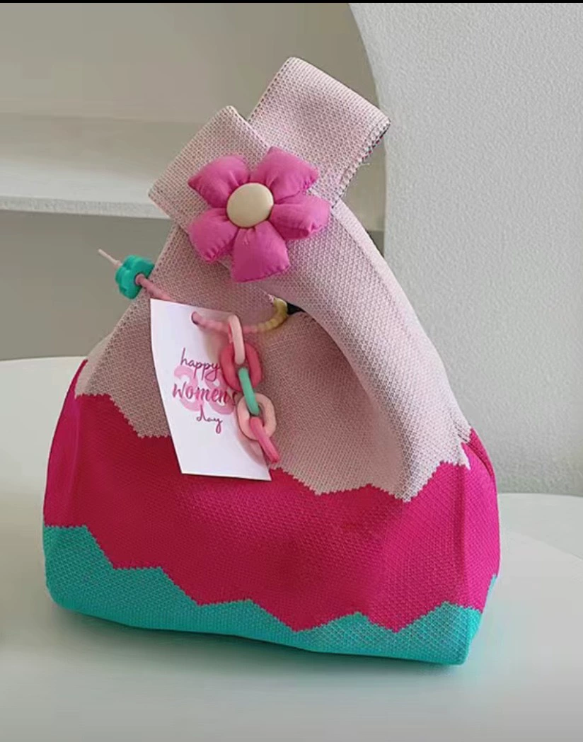 Вязаная сумочка-багажница Tote - ручная кладь для отдыха и еды, 20x36 см, 0.105 кг, многоцветная
