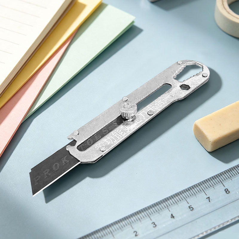 Stainless steel art knife large wallpaper knife heavy metal wallpaper knife hand express knife paper knife wholesale Stainless steel art knife large wallpaper knife heavy metal wallpaper knife hand express knife paper knife wholesale