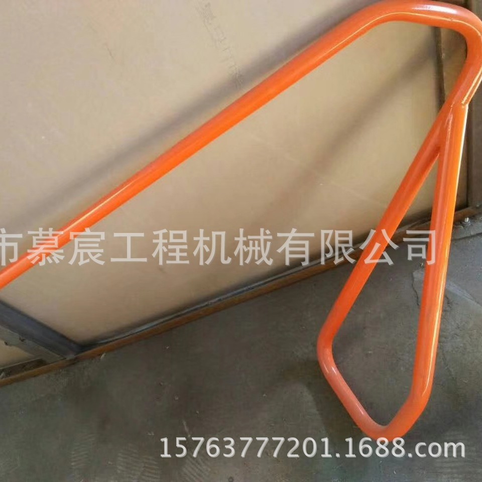 厂家长期供应斗挖掘机60上车扶手 批发零售 济宁慕宸工程机械