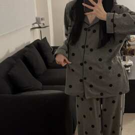 秋冬季上新翻领德绒满印波点可爱宽松舒适休闲家居服套装ins