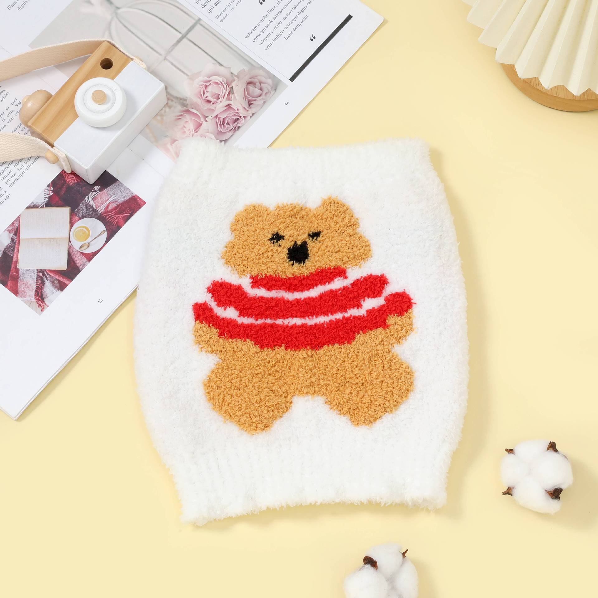 빨간 줄무늬 곰 (가을과 겨울)