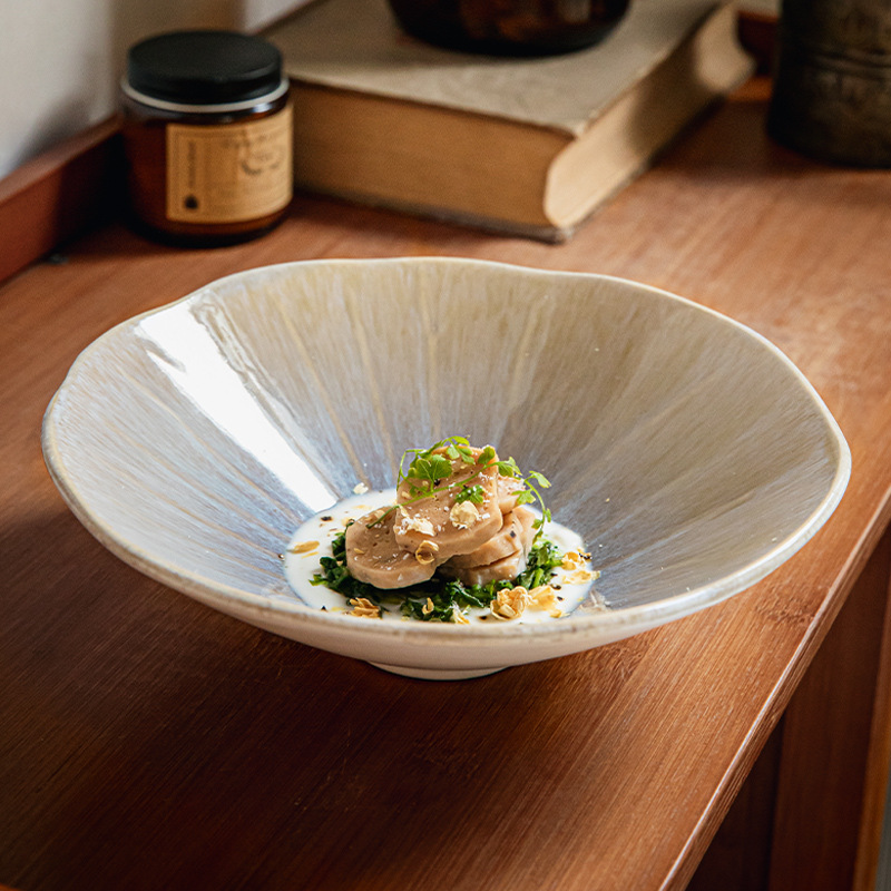 Llama púrpura de alto valor de la cara horno esmaltado irregular ensalada de cerámica bolos de copa club de platos de estilo de arte exportación transfronteriza