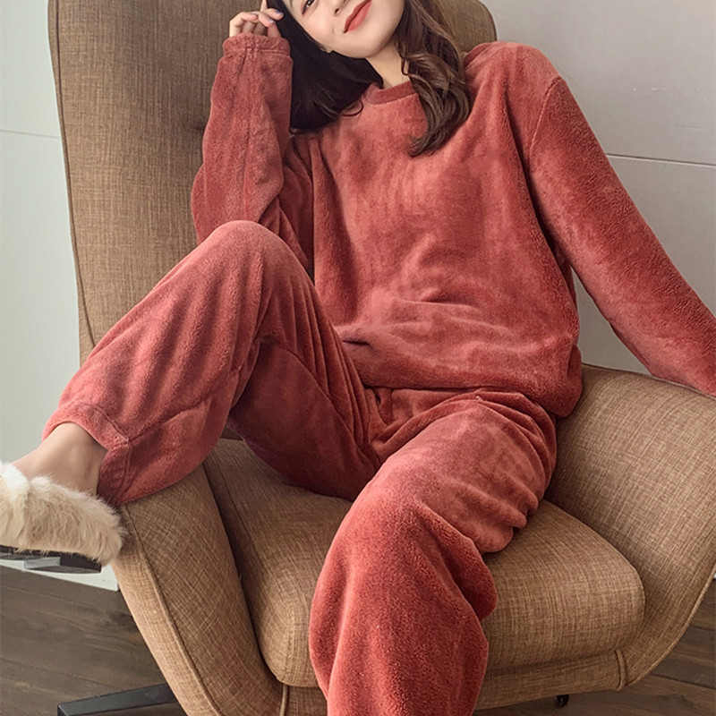 Autumn and Winter Thickened Coral Fleece Warm Pajama Set, Women's Two-Piece Home Wear, Warm Top and Pants, Women's Thickened and Warm