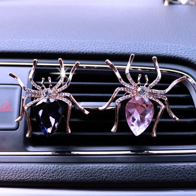 Car Perfume Aromatherapy — car light fragrance decoration