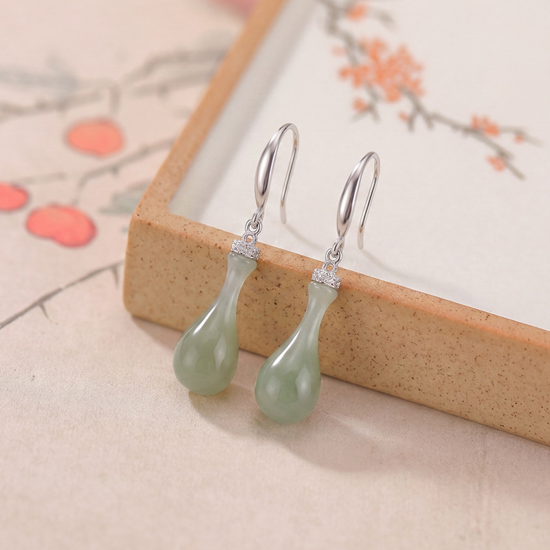 Bông tai dài bạc S925 mạ vàng đính ngọc bích thanh lịch kiểu bình hoa cổ điển — Bạc