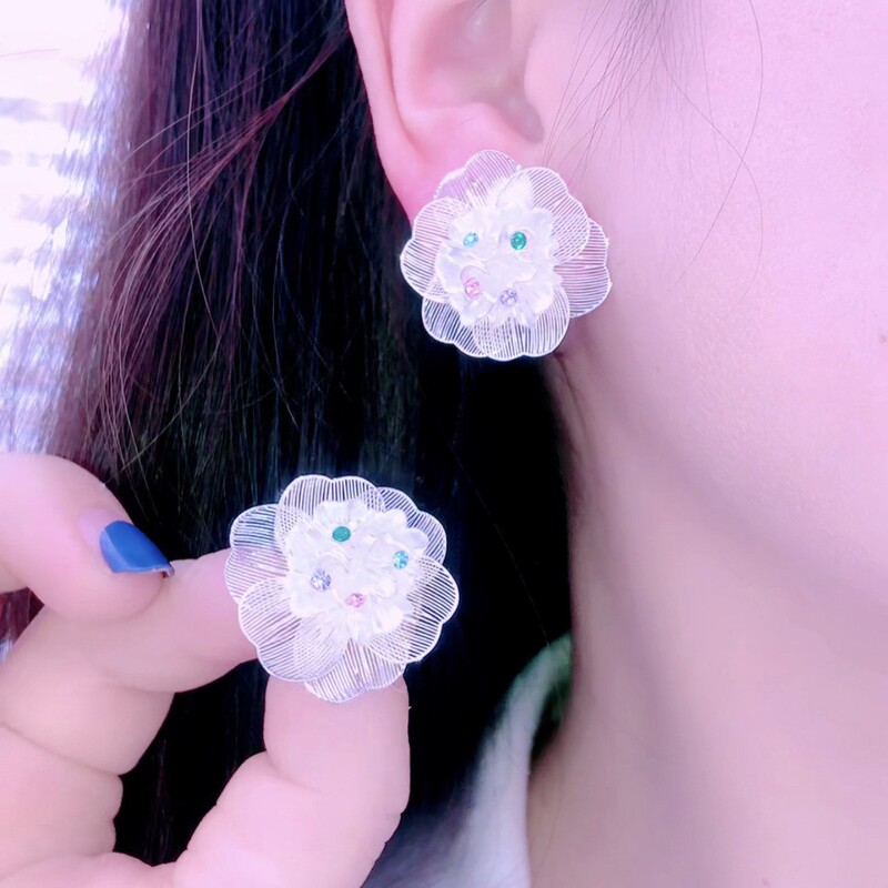 New Style Colorful Floral Elegant Fashion Earrings for Women, Unique Niche Earrings with a Light Luxury and High-End Feel, Wholesale Ear Accessories
