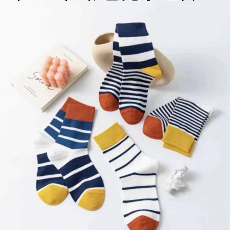Socks men's blue mid-calf length socks trendy online celebrity couple ins trendy all-match Japanese striped autumn and winter New sports socks