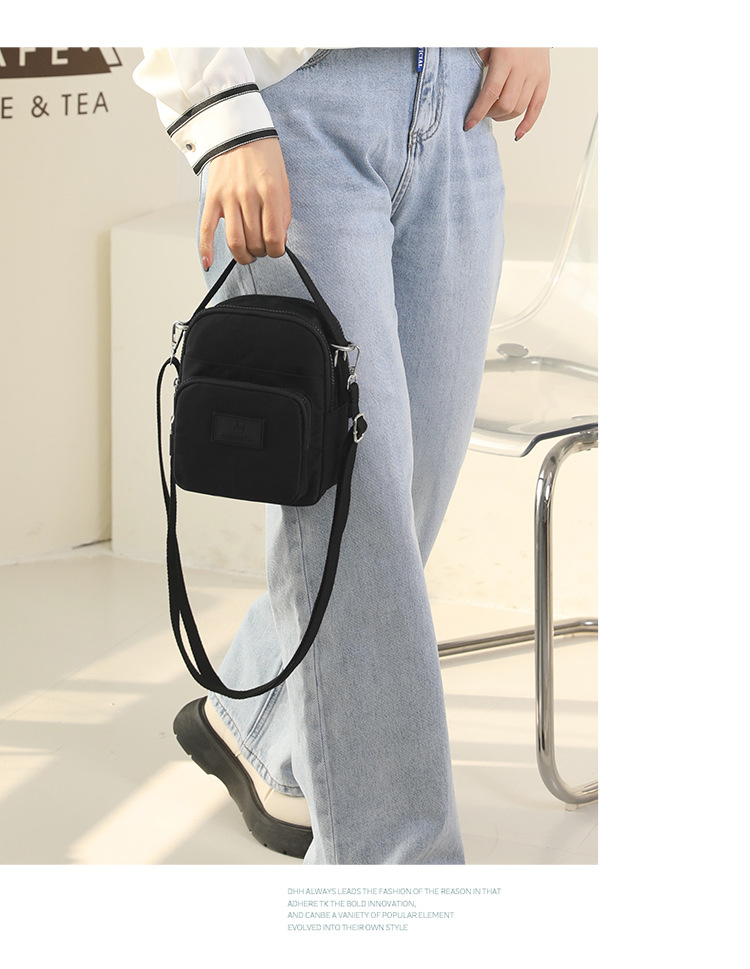 2025 New fashionable and trendy single-shoulder bag for women, outdoor casual, mobile phone key, coin purse, water-resistant nylon bag undefined