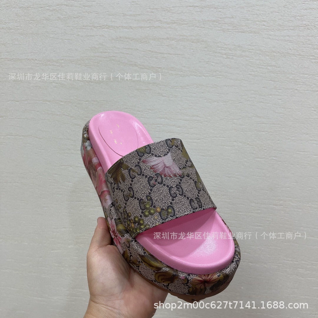 2024 новый летний тренд G-Home вышивка и печать дикие тапочки на толстой подошве для женщин носить повседневные кексы Микки