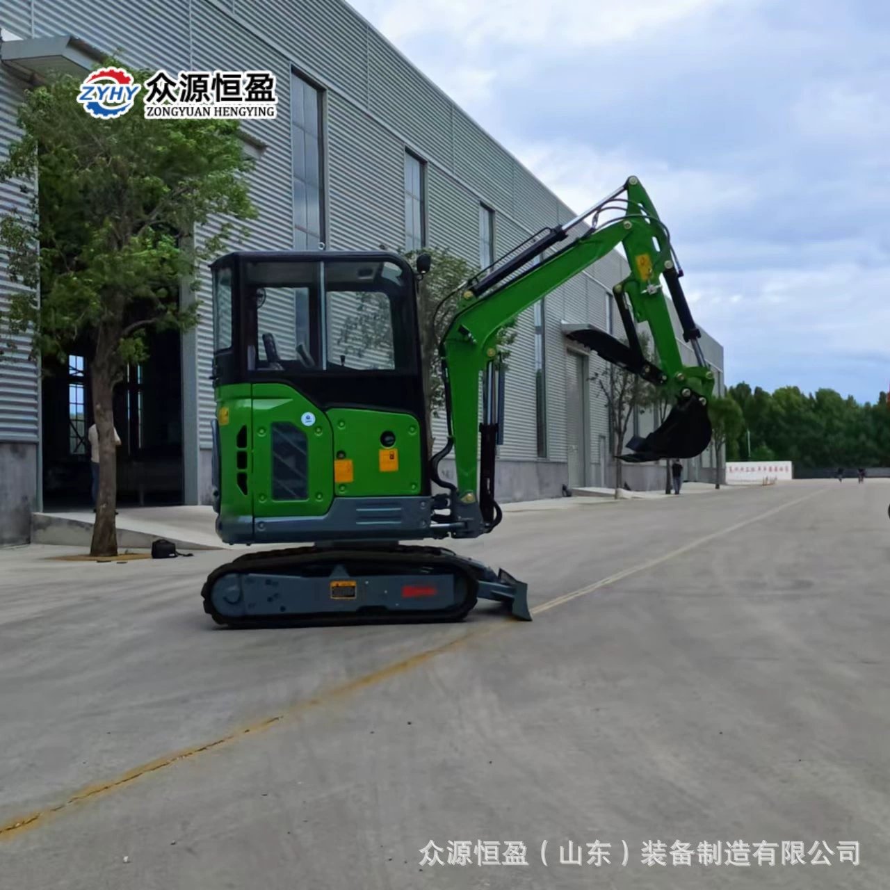 Маленький экскаватор для домашнего копания, российский сельскохозяйственный многофункциональный микроэкскаватор, инженерная гусеничная машина с крюком для сада