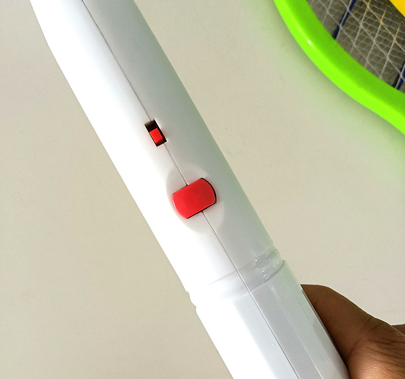 Rechargeable Mosquito Swatter Features