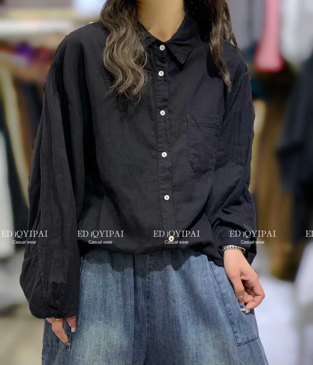 검은색