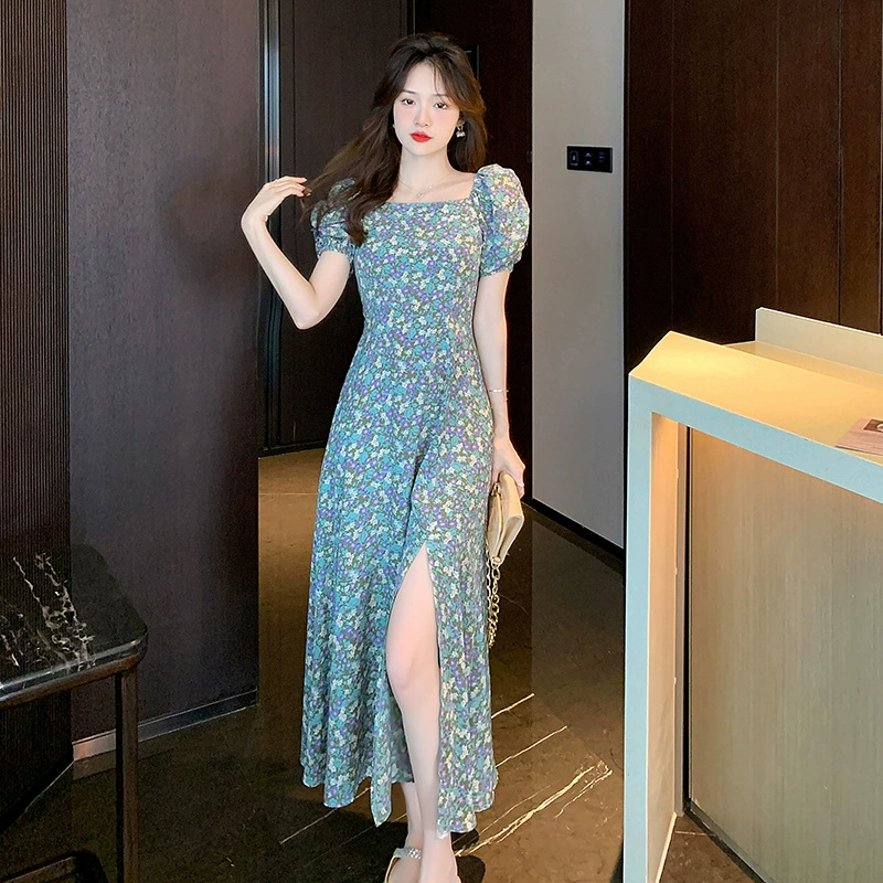 Французское платье с цветочным рукавом с квадратным воротником