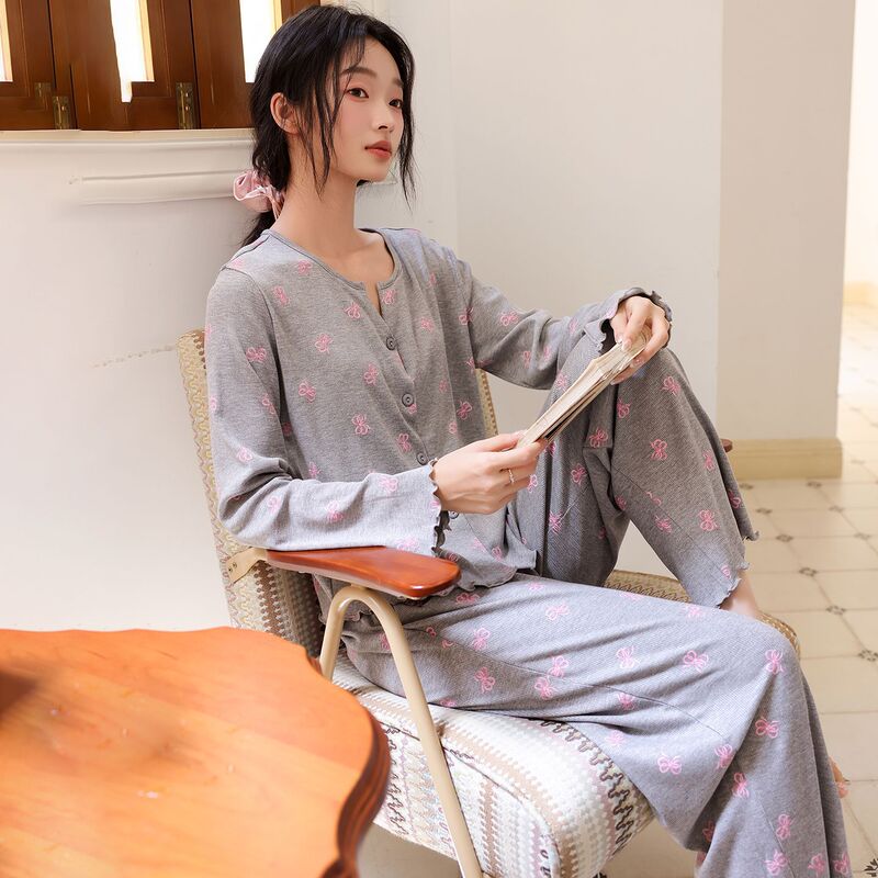 2026 Spring and Autumn Long Sleeve V-Neck Casual Korean Fashion Sweet and Pure Desire Style Pajamas for Female Students and Young Girls Homewear 2026 Spring and Autumn Long Sleeve V-Neck Casual Korean Fashion Sweet and Pure Desire Style Pajamas for Female Students and Young Girls Homewear
